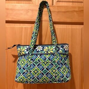 Vera Bradley “Daisy Daisy” geometric tote RETIRED